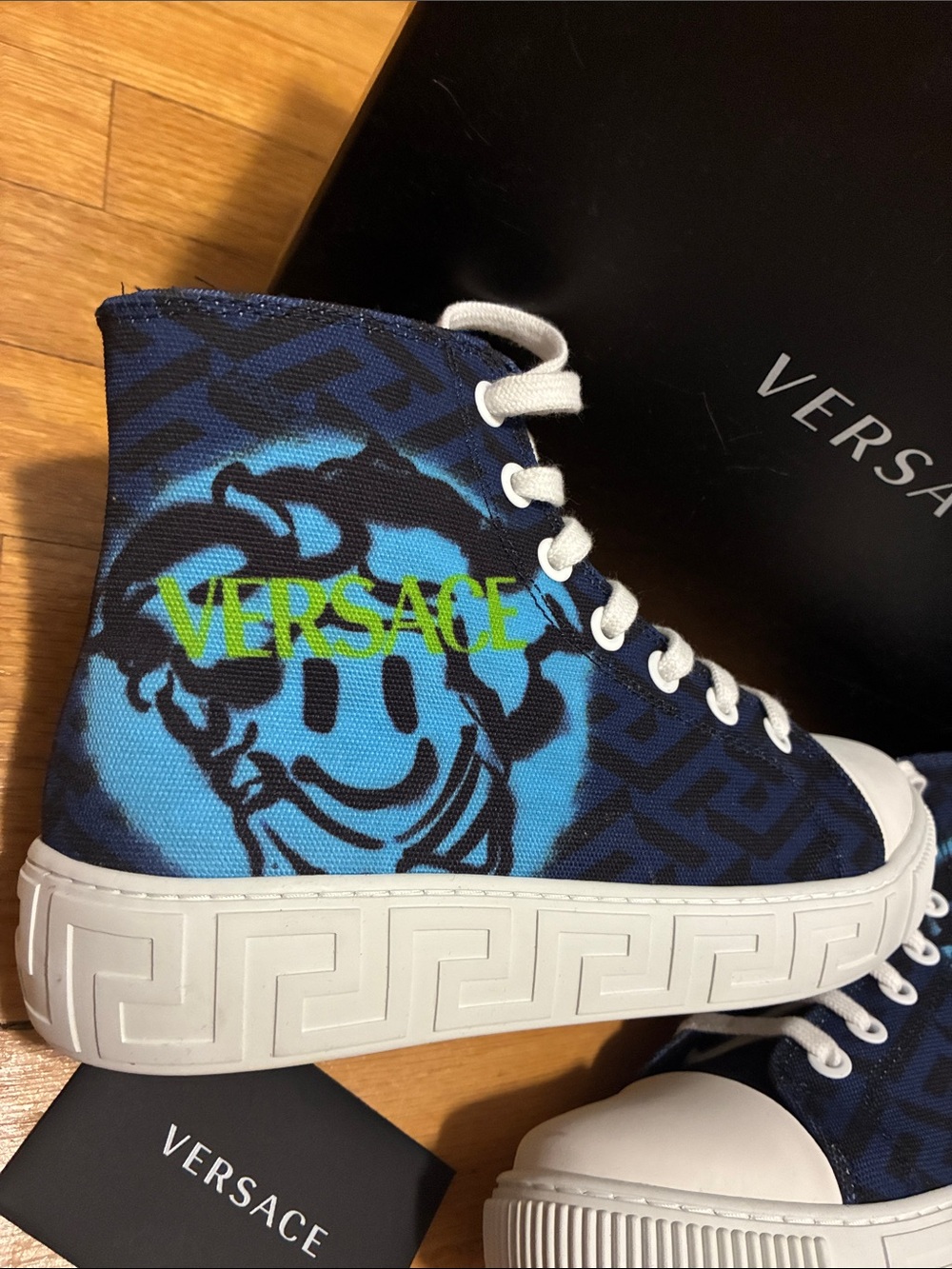 Authentic Versace Navy, Teal & Lime Graphic High-Top Sneakers box medusa ITALY